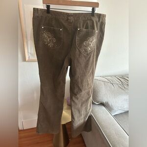 Vintage Style & Co  Green  Corduroy Embroidery Studs Western Y2K Size 16